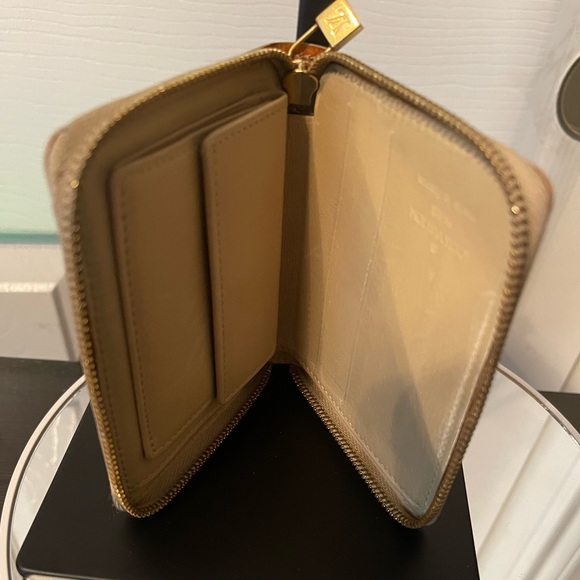 Louis Vuitton Yellow Vernis Bundle - Picture 14 of 17